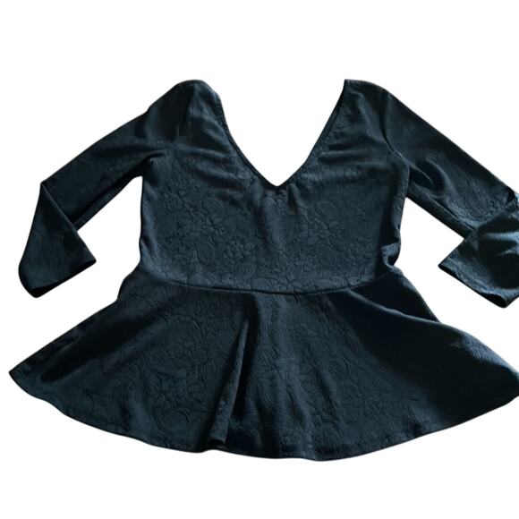 Forever 21 Black semi sheer Lace Print Knit Top with Peplum Juniors Medium - Picture 4 of 10